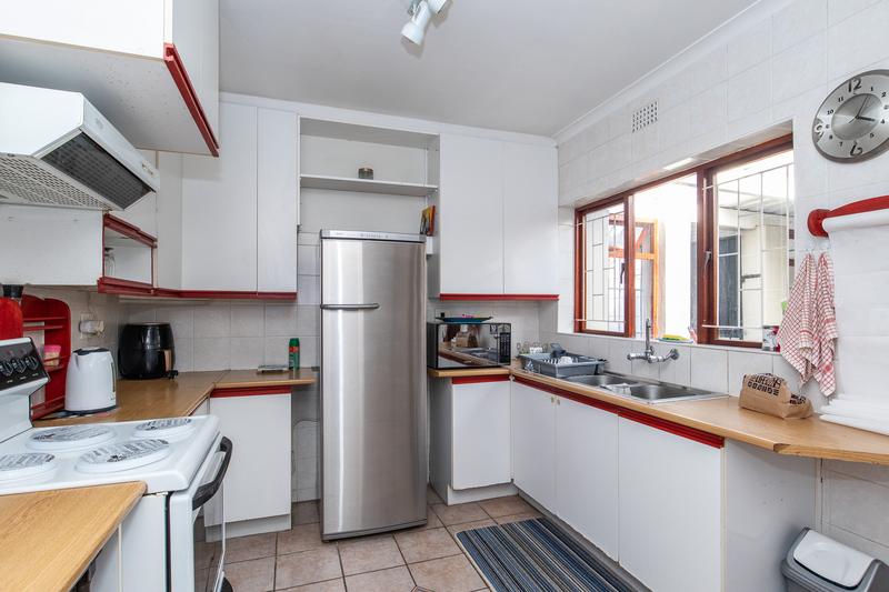 To Let 3 Bedroom Property for Rent in Kirstenhof Western Cape